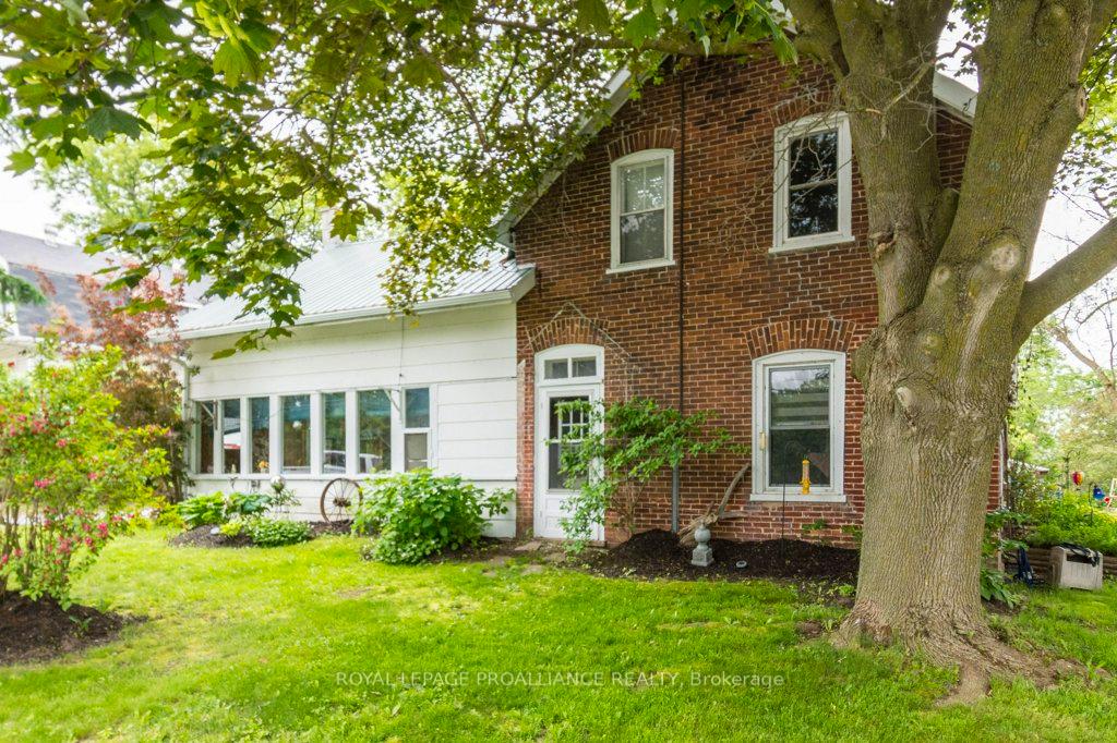 Photo 2 of 231 Mill Street, Stirling-Rawdon, Stirling Ward — HOMEH