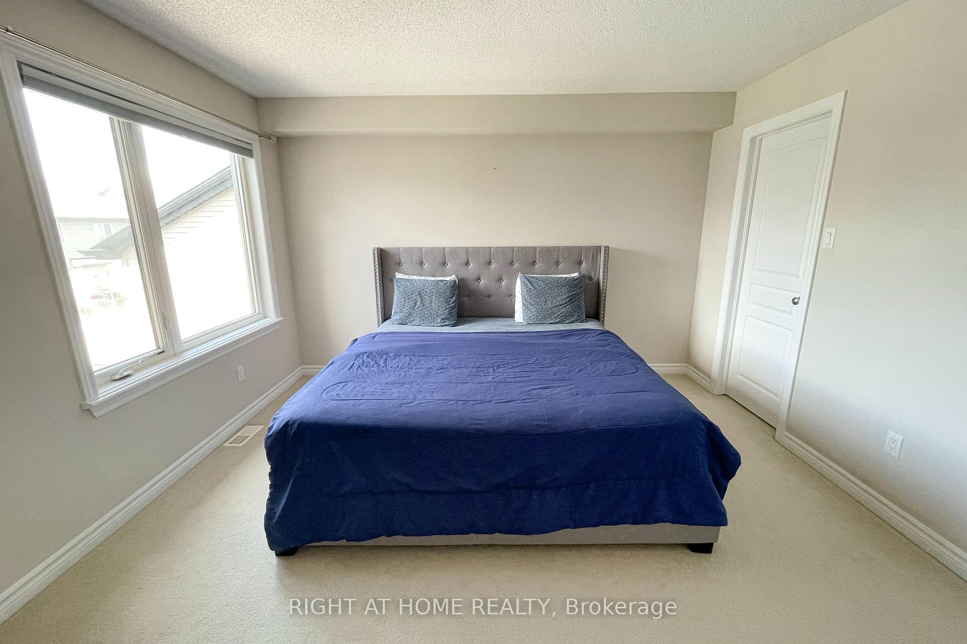 Photo 11 of 152 Popplewell Crescent, Ottawa, Barrhaven - Cedargrove/Fraserdale — HOMEH