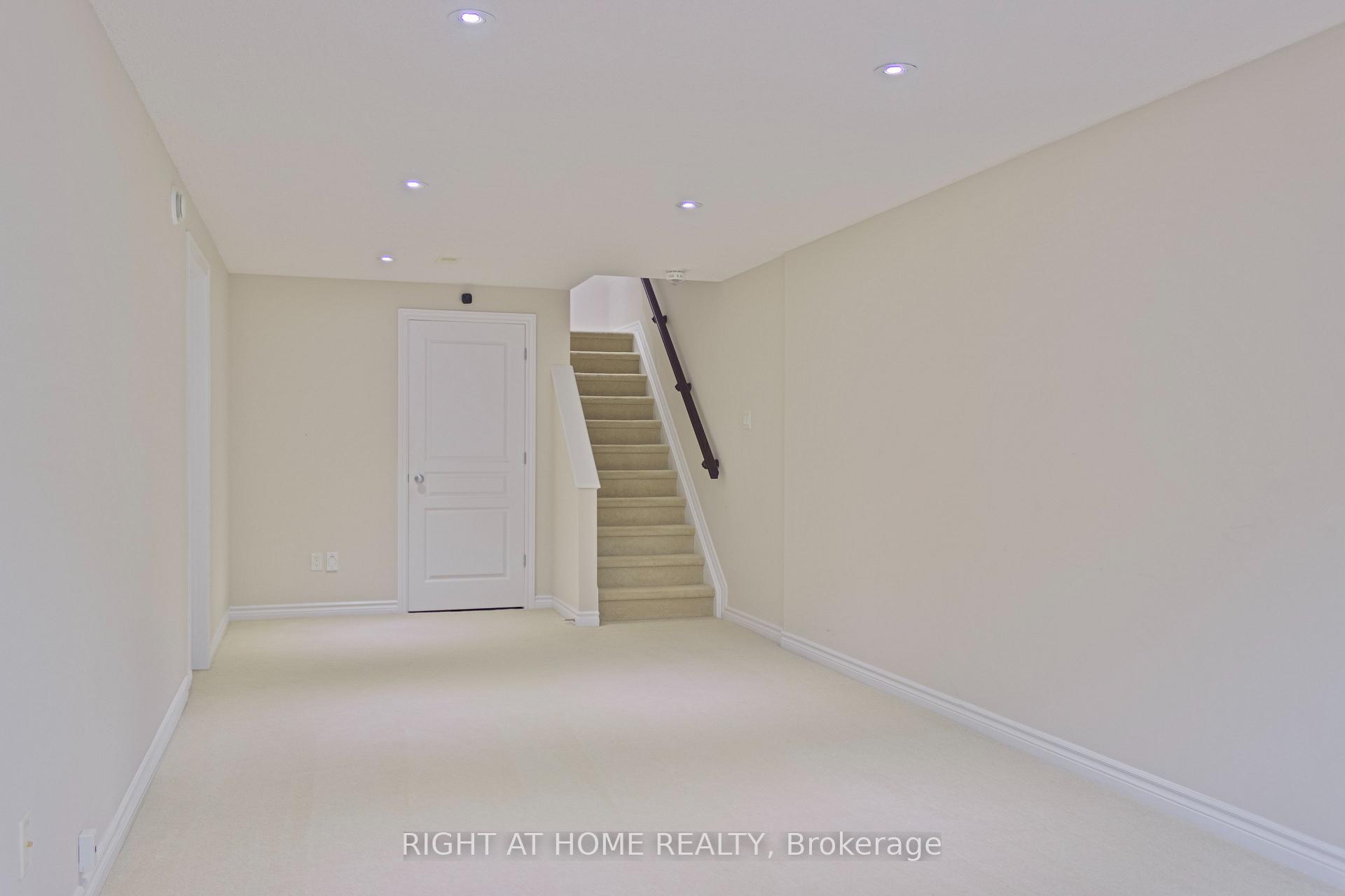Photo 13 of 152 Popplewell Crescent, Ottawa, Barrhaven - Cedargrove/Fraserdale — HOMEH