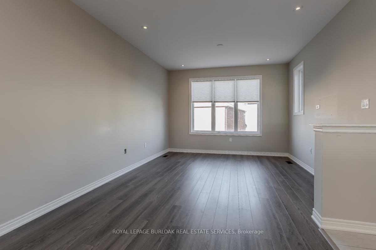 Photo 15 of 219 Skinner Road, Hamilton, Waterdown — HOMEH