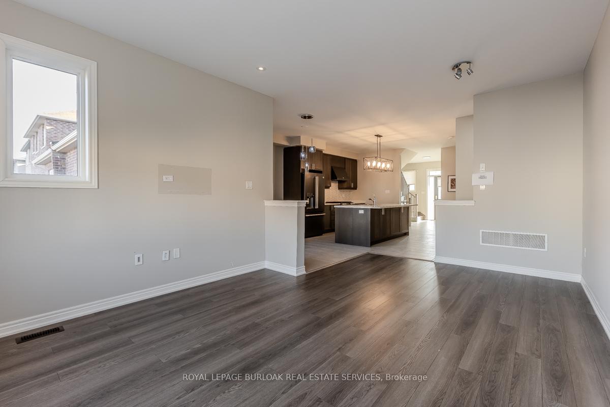 Photo 17 of 219 Skinner Road, Hamilton, Waterdown — HOMEH