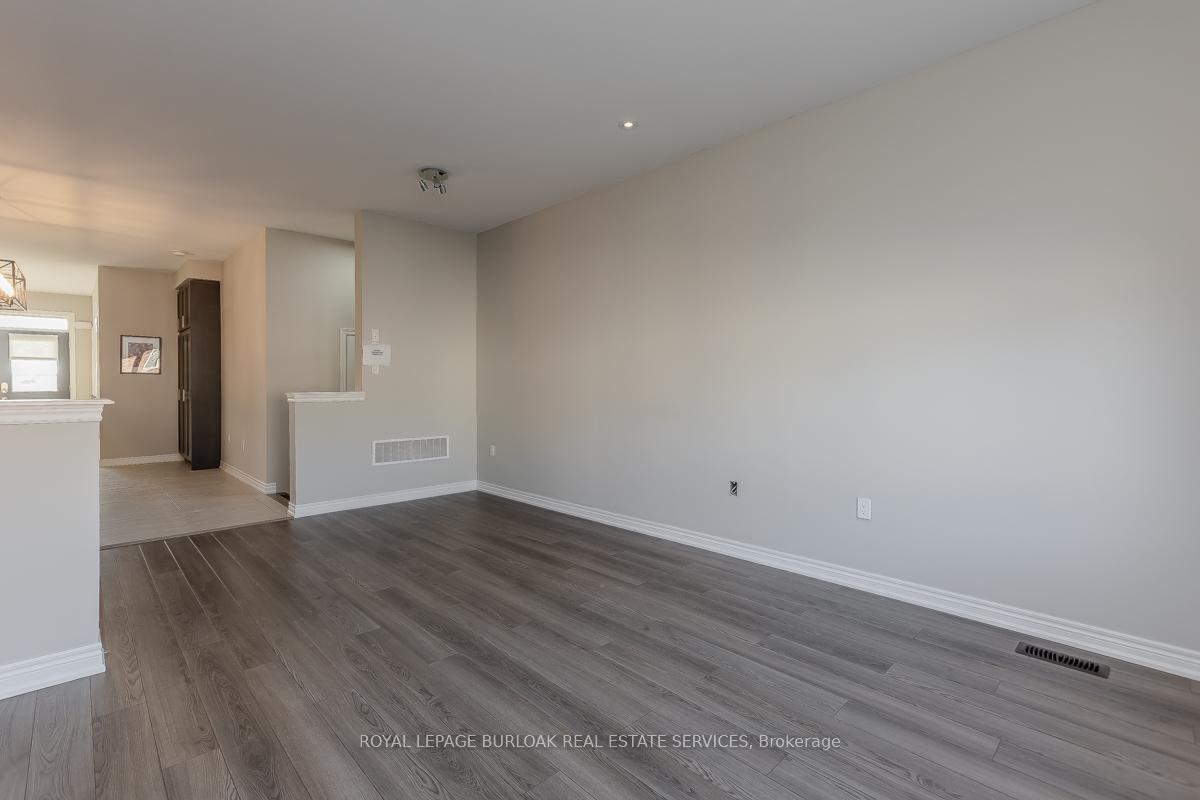 Photo 18 of 219 Skinner Road, Hamilton, Waterdown — HOMEH