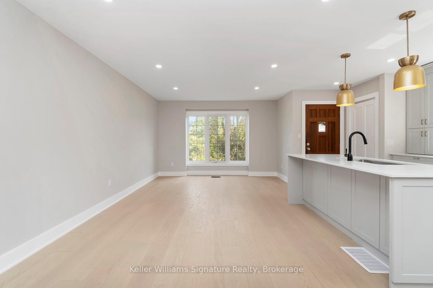 Photo 7 of 49 Spartan Avenue, Hamilton, Stoney Creek — HOMEH