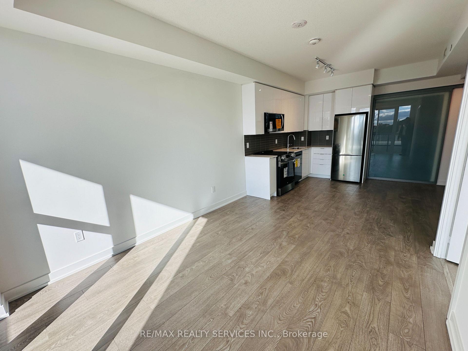 Front of Unit 312, 225 Malta Avenue