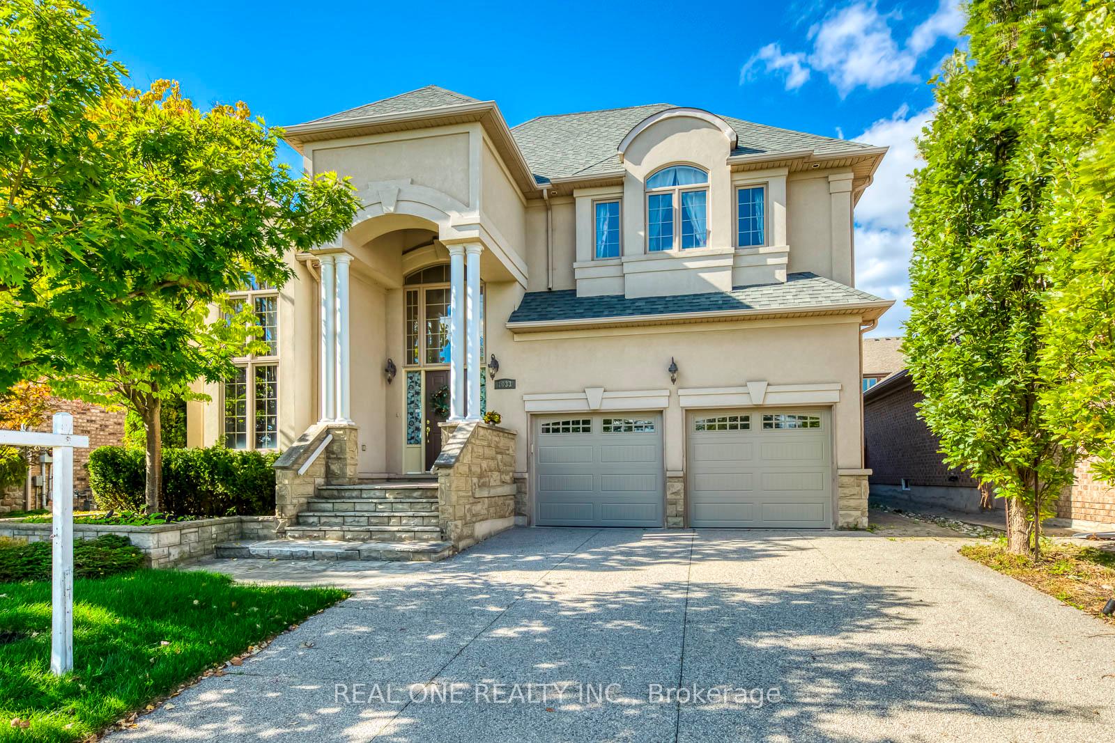Front of 1033 Kestell Boulevard