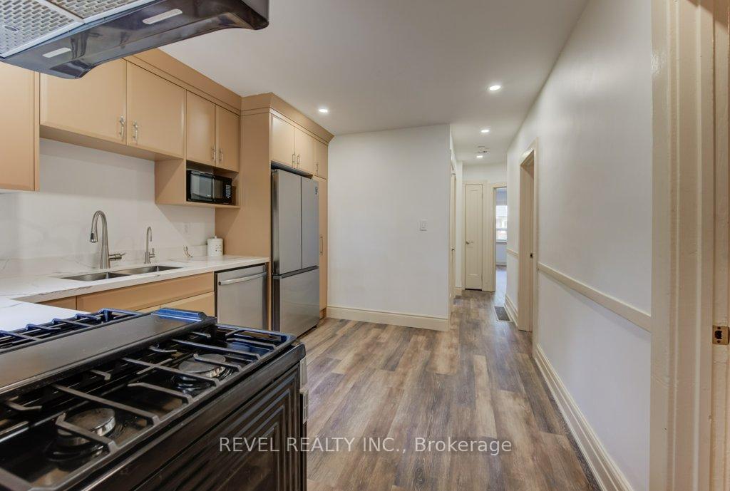 Photo 13 of 72 Edgemont Street N, Hamilton, Crown Point — HOMEH