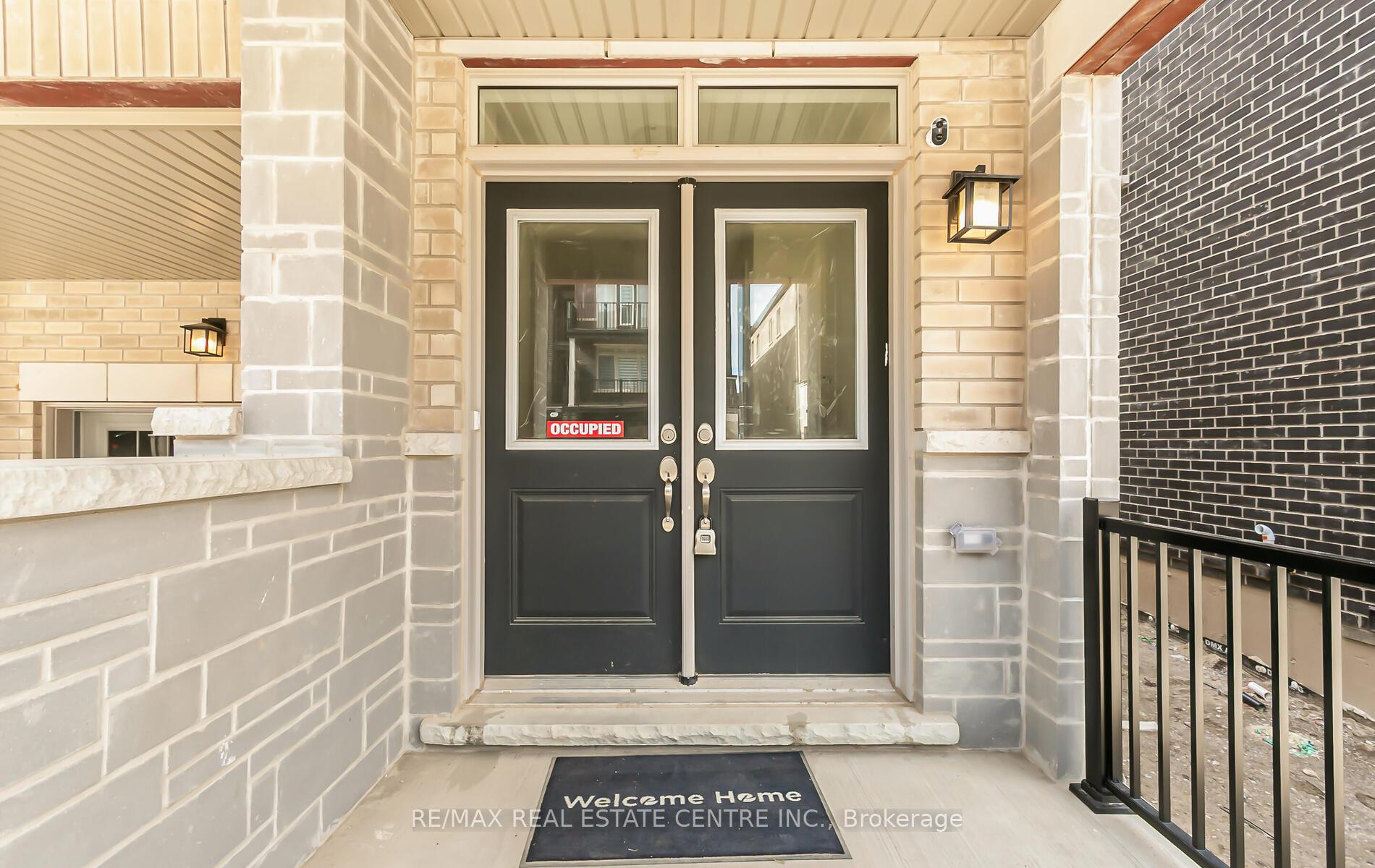 Photo 3 of 14 Arrowview Drive, Brampton, Northwest Brampton — HOMEH