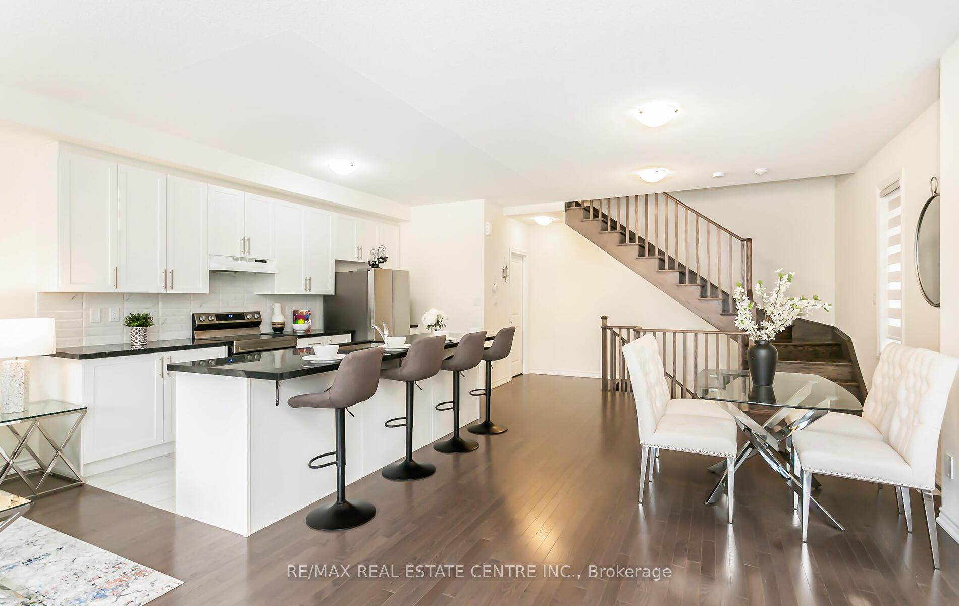 Photo 16 of 14 Arrowview Drive, Brampton, Northwest Brampton — HOMEH