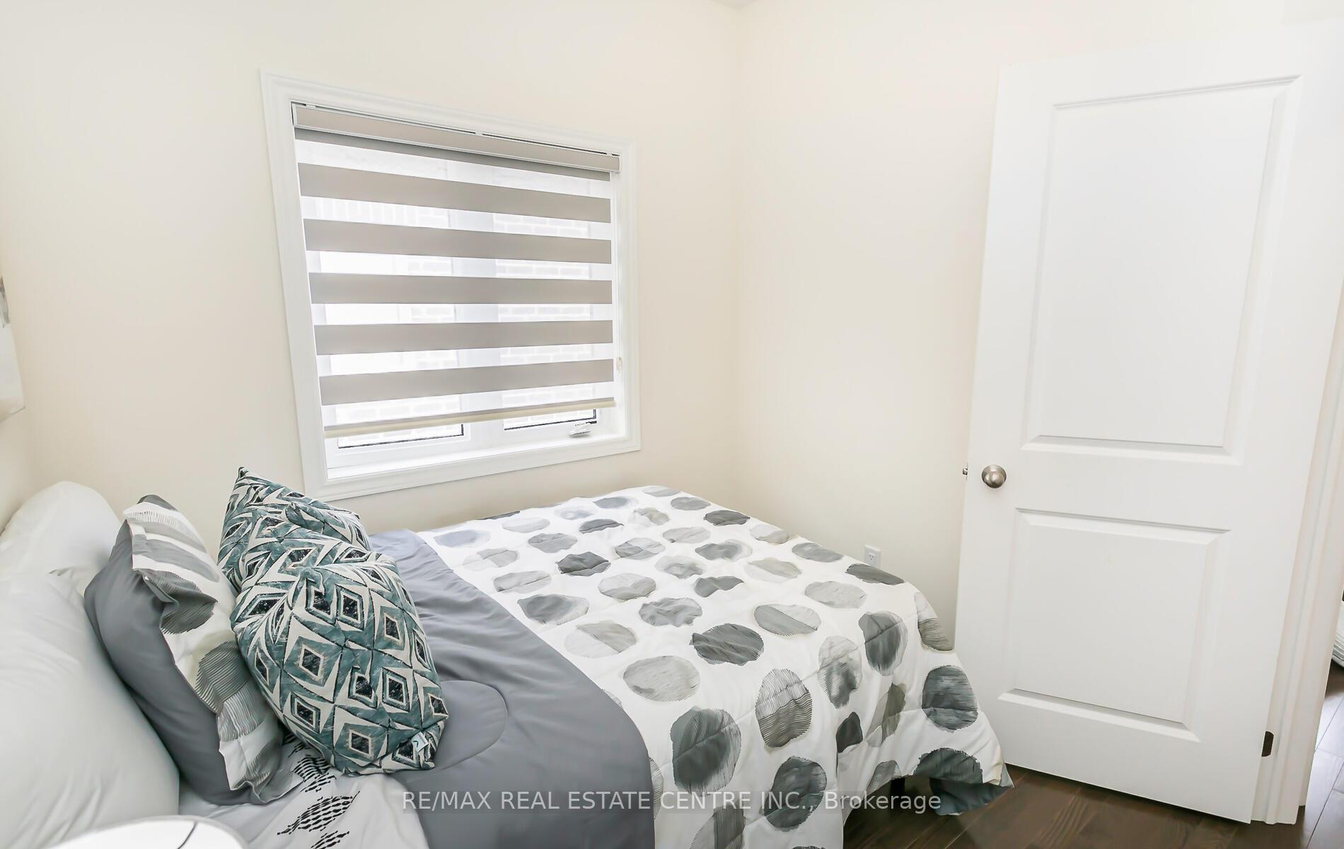 Photo 33 of 14 Arrowview Drive, Brampton, Northwest Brampton — HOMEH
