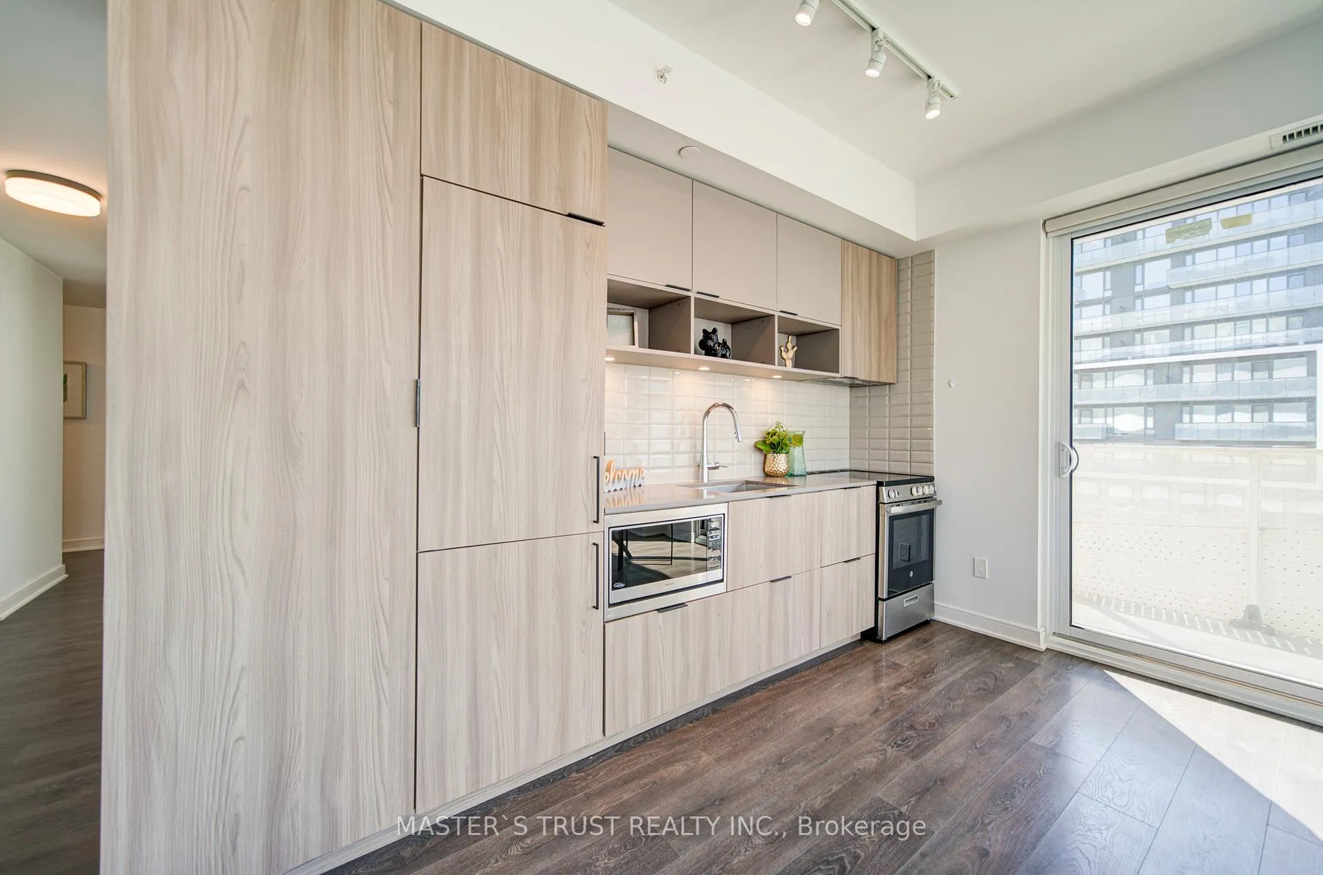Photo 12 of Unit 710, 60 Tannery Road, Toronto, Waterfront Communities — HOMEH