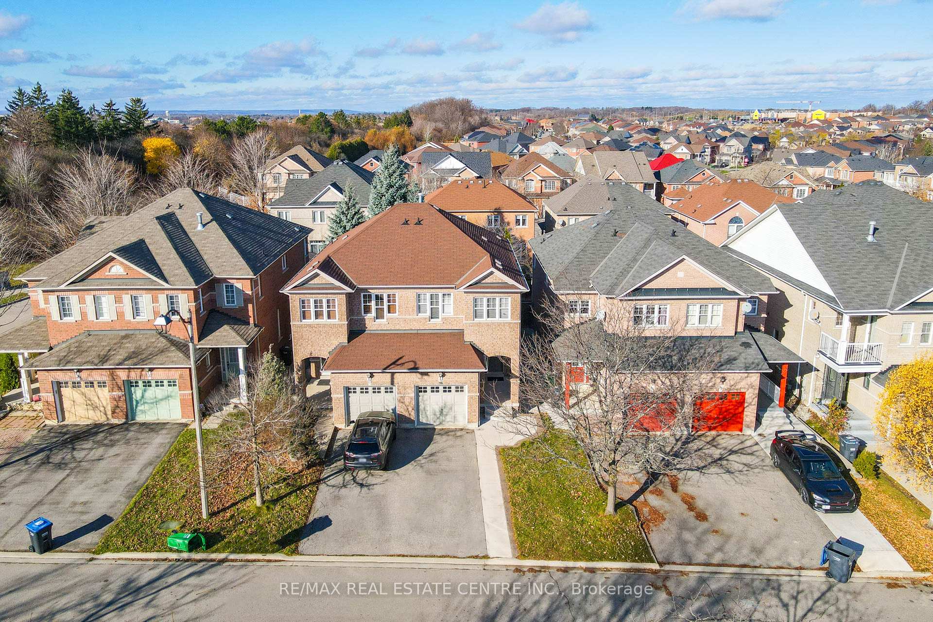 Front of 31 Martree Crescent