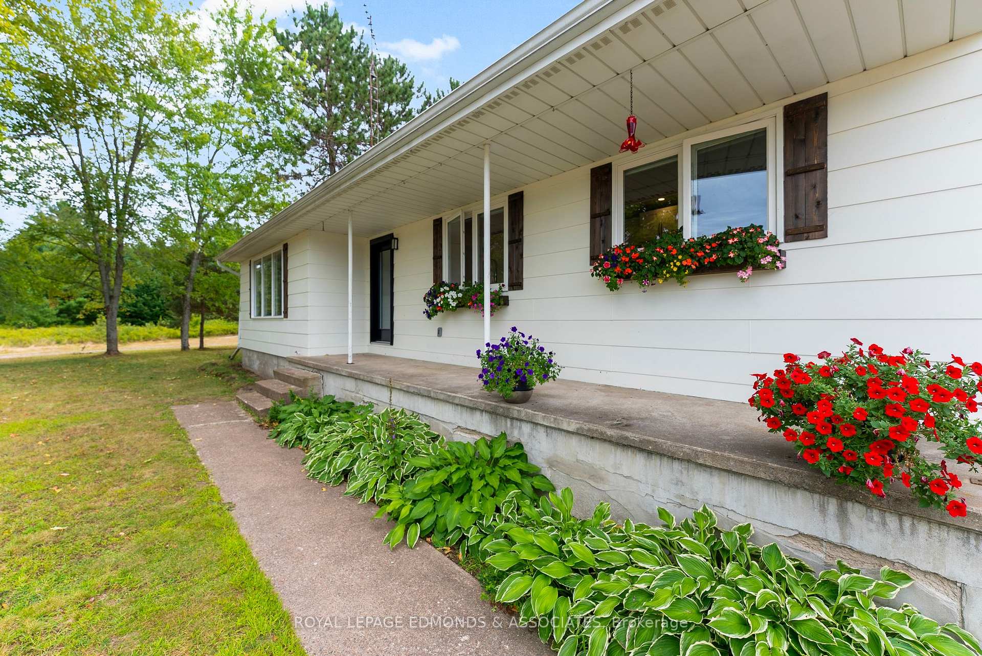 Photo 7 of 135 Uniacke Lane, Deep River — HOMEH