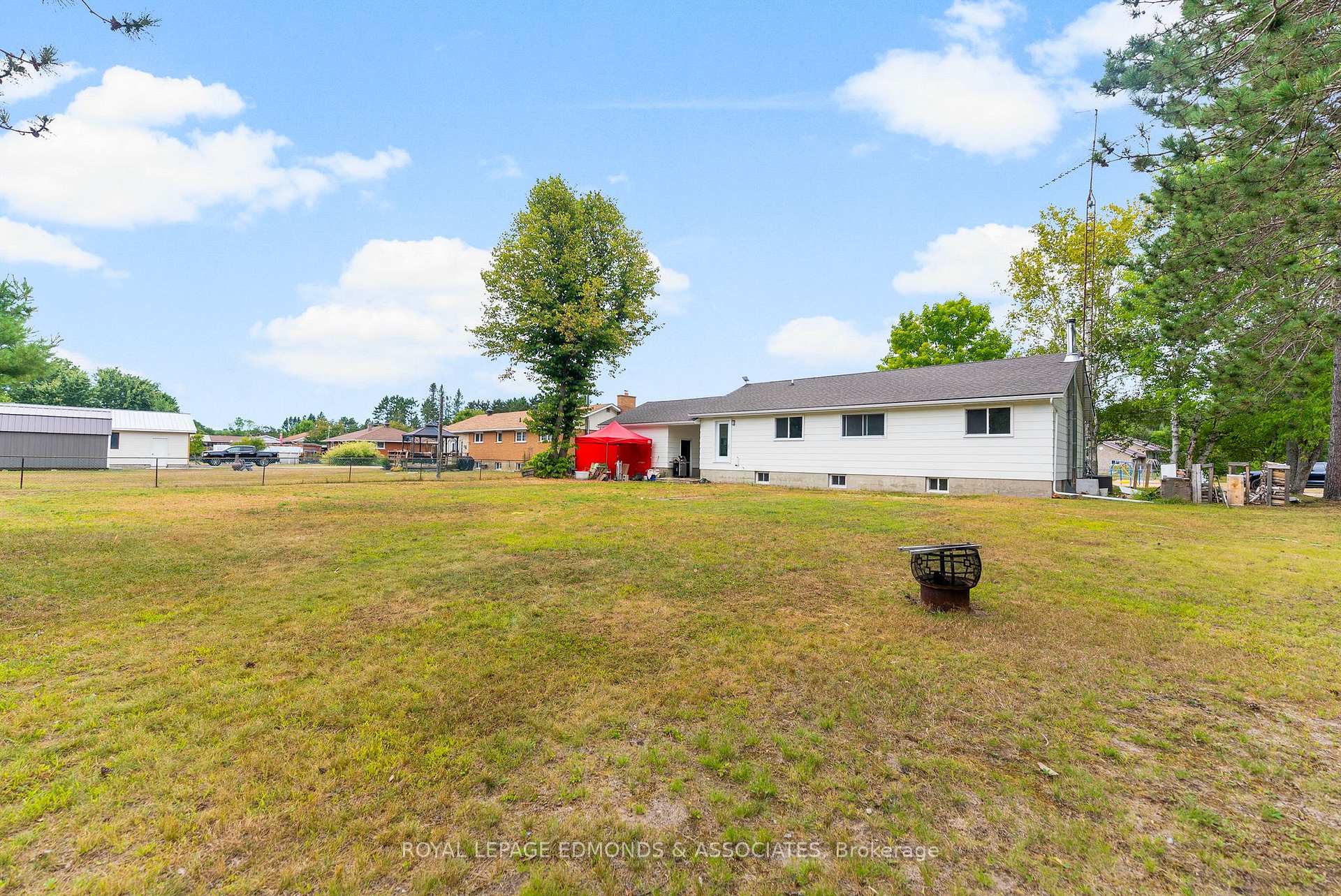 Photo 40 of 135 Uniacke Lane, Deep River — HOMEH