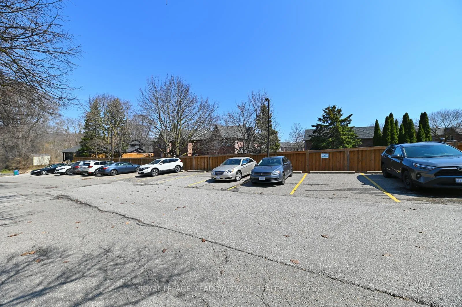 Photo 37 of Unit 74, 80 Lynden Circle, Halton Hills, Georgetown — HOMEH