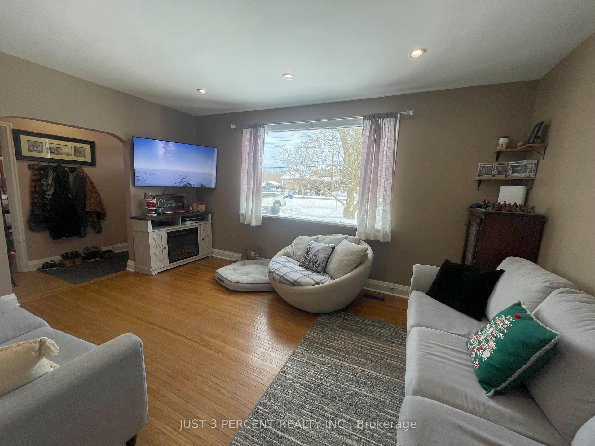 Photo 7 of 2714 Television Road, Douro-Dummer — HOMEH