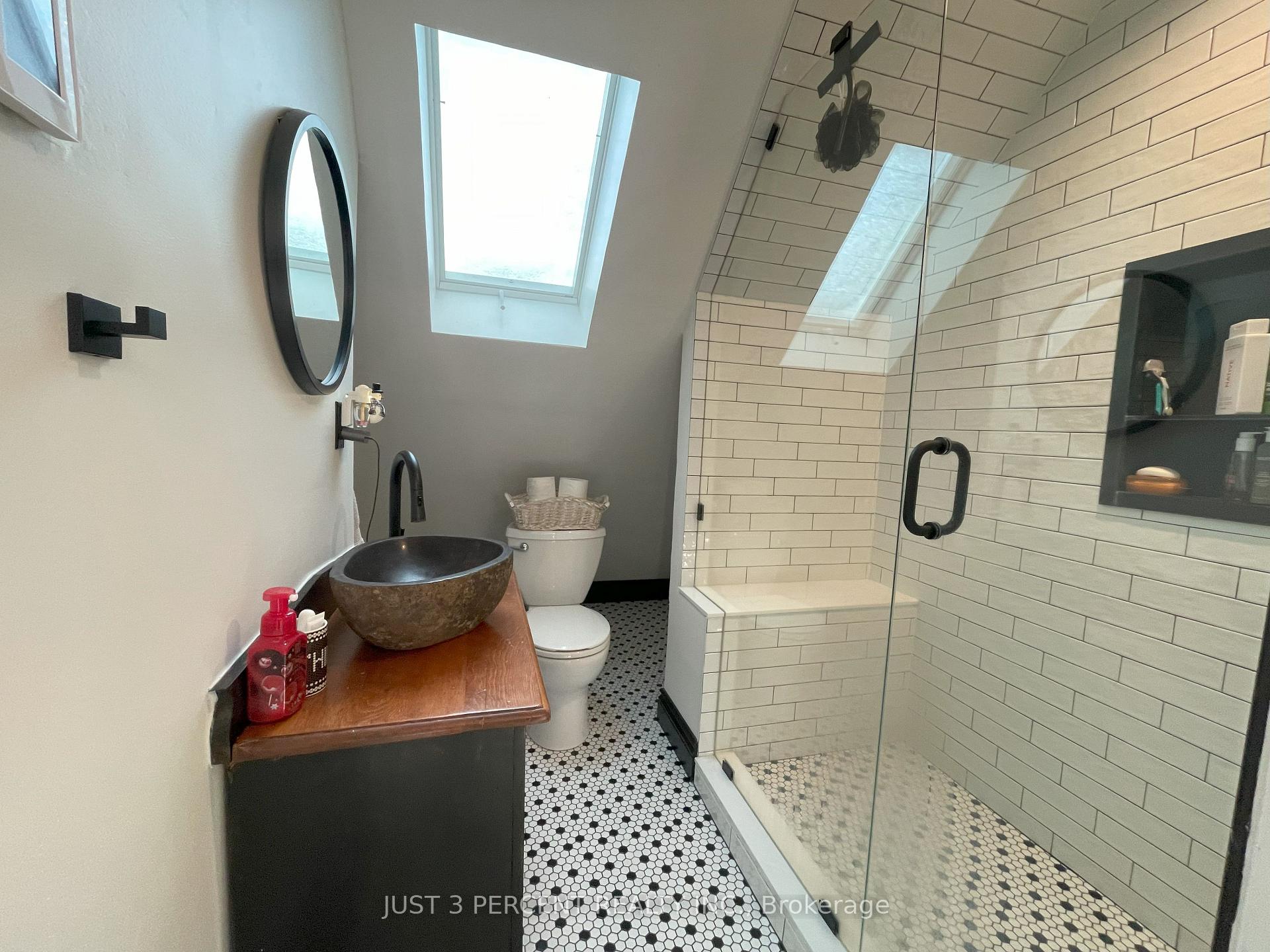Photo 23 of 2714 Television Road, Douro-Dummer — HOMEH