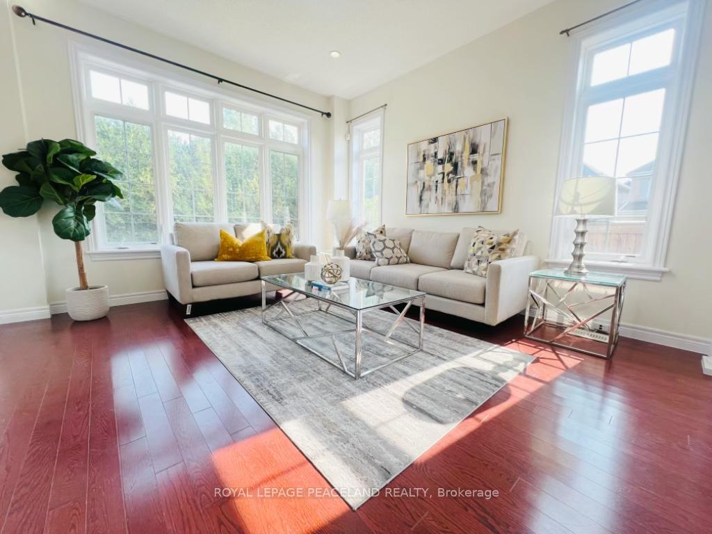 Photo 9 of 24 Hazelton Avenue, Hamilton, Sheldon — HOMEH