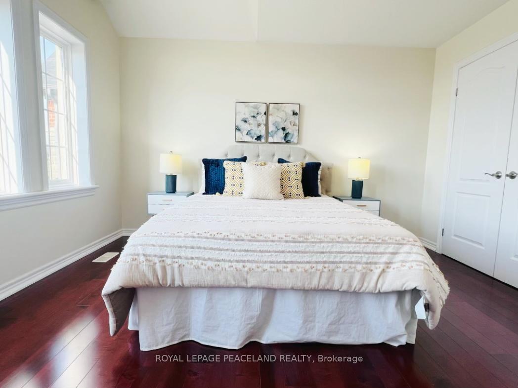 Photo 29 of 24 Hazelton Avenue, Hamilton, Sheldon — HOMEH