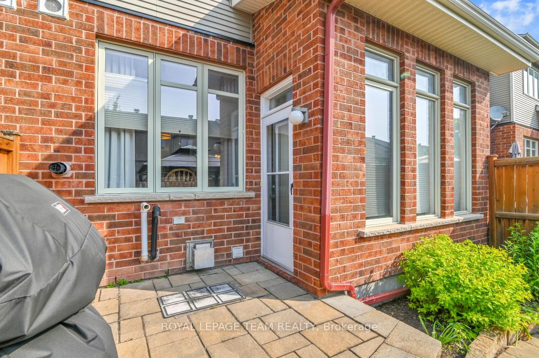 Photo 33 of 135 Jersey Tea Circle, Ottawa, Riverside South/Gloucester Glen — HOMEH