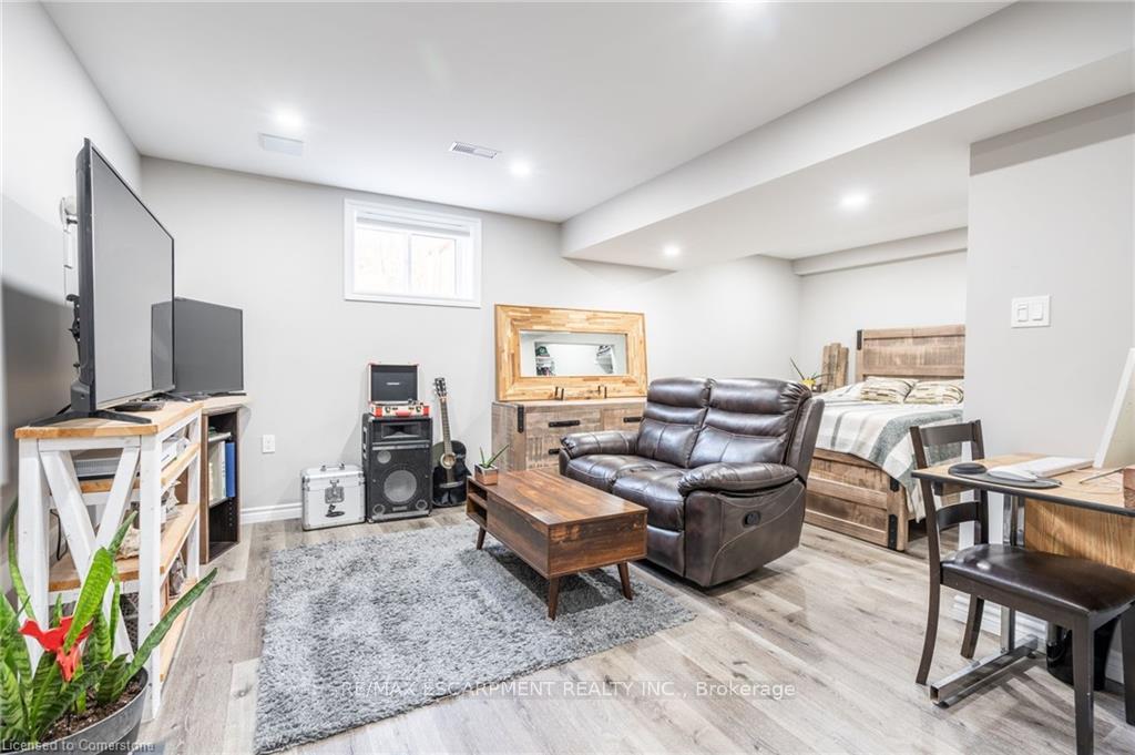 Photo 28 of 135 Kinsman Drive, Hamilton, Binbrook — HOMEH