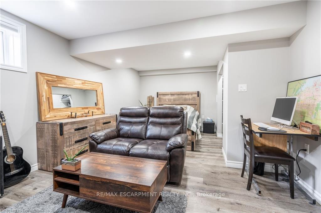 Photo 29 of 135 Kinsman Drive, Hamilton, Binbrook — HOMEH