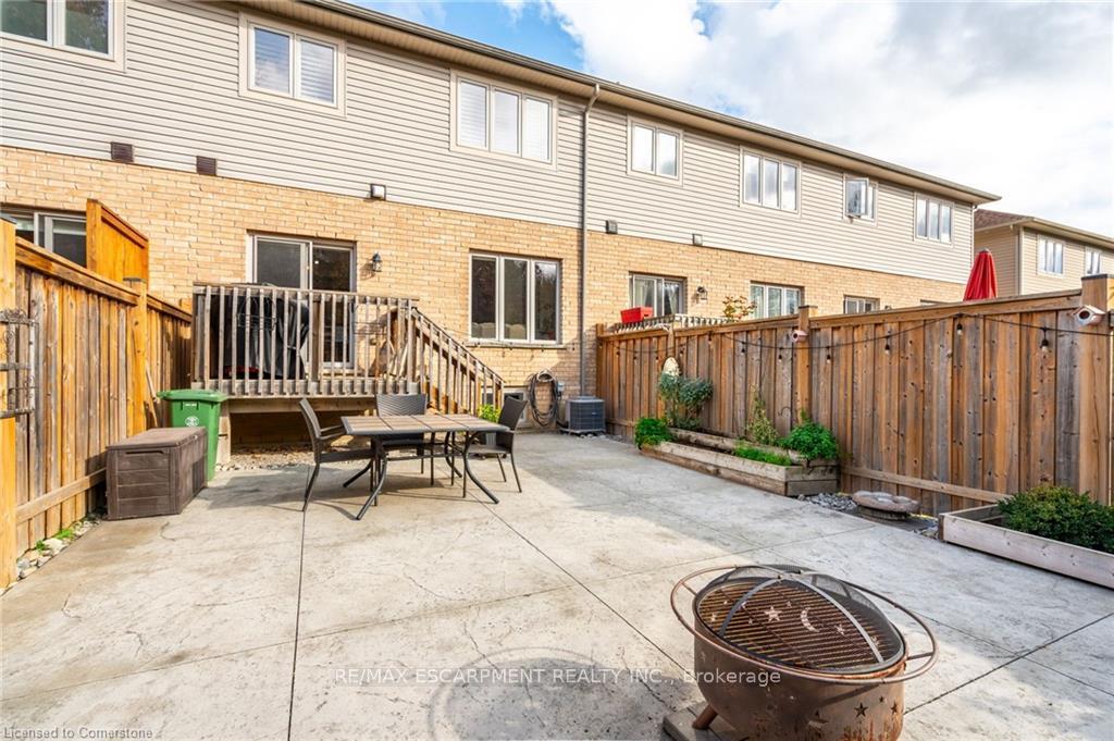 Photo 37 of 135 Kinsman Drive, Hamilton, Binbrook — HOMEH