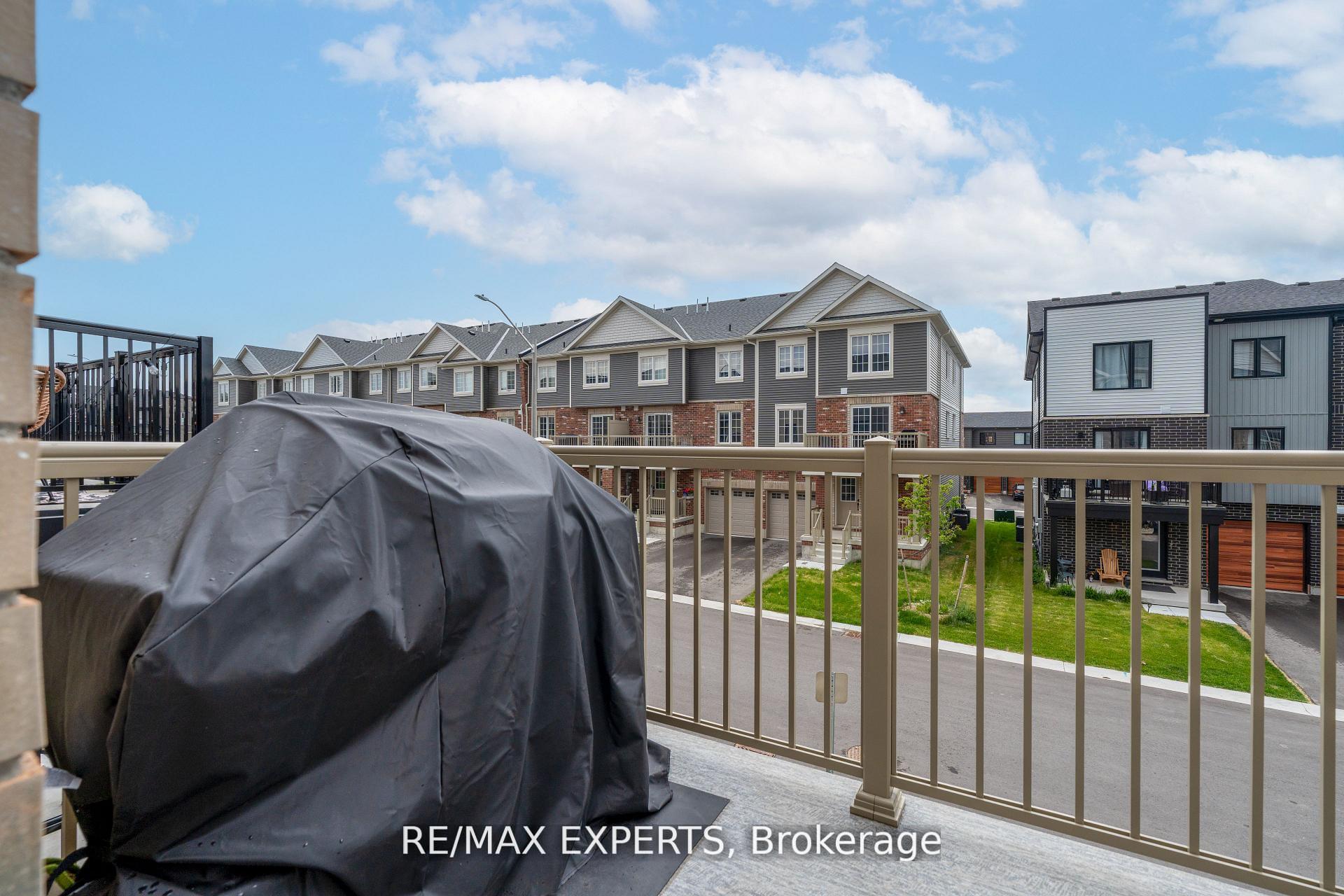 Photo 25 of 16 Silo Mews, Barrie, Rural Barrie Southeast — HOMEH