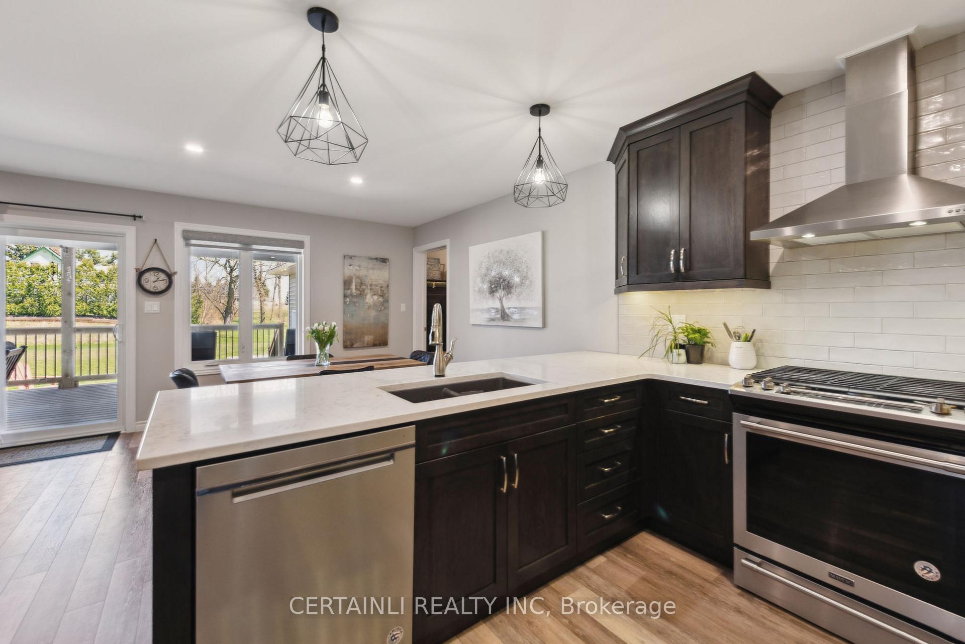 Photo 14 of 8924 Morris Street, Dutton/Dunwich, Iona — HOMEH