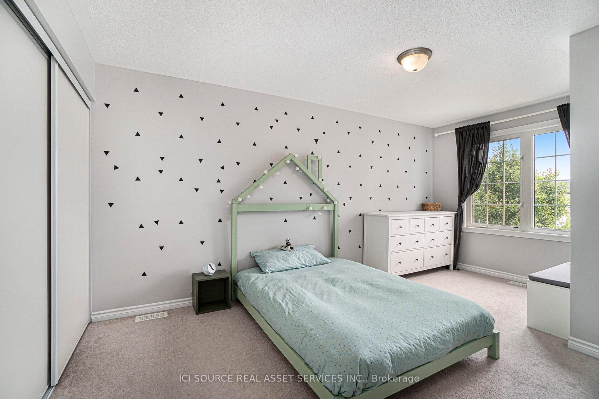 Photo 10 of 748 Mayfly Crescent, Ottawa, Barrhaven - Half Moon Bay — HOMEH