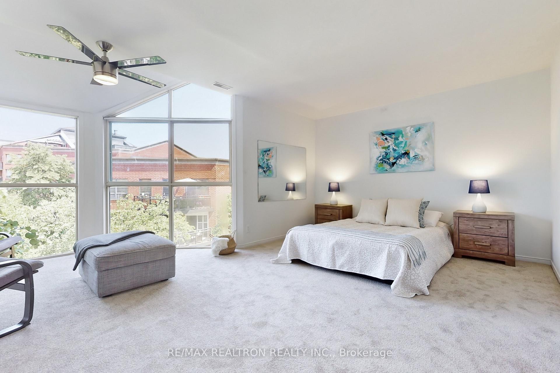 Photo 18 of Unit 4, 100 Arbors Lane, Vaughan, West Woodbridge — HOMEH