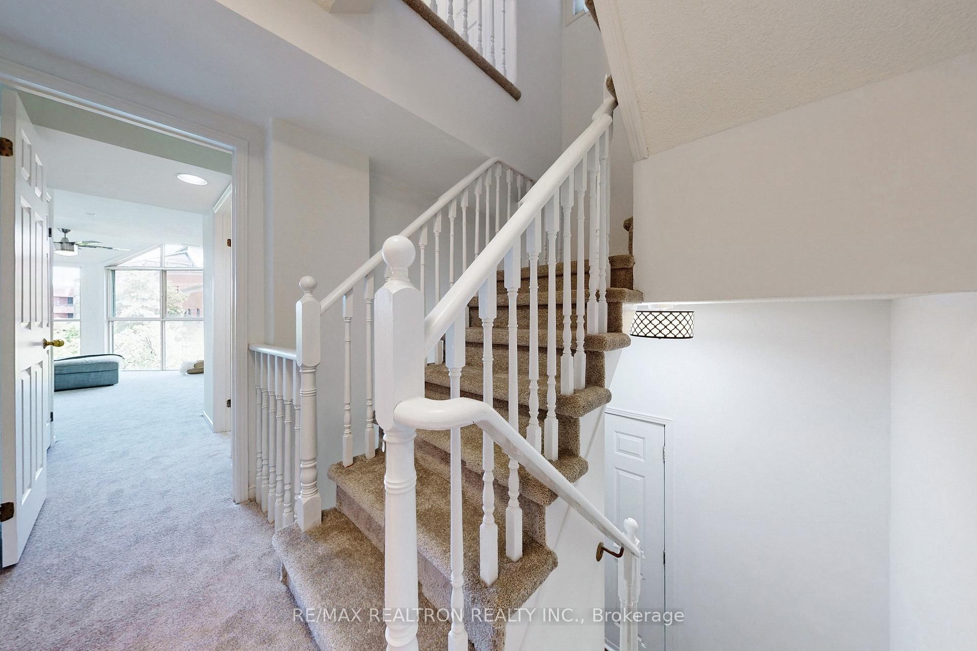Photo 25 of Unit 4, 100 Arbors Lane, Vaughan, West Woodbridge — HOMEH