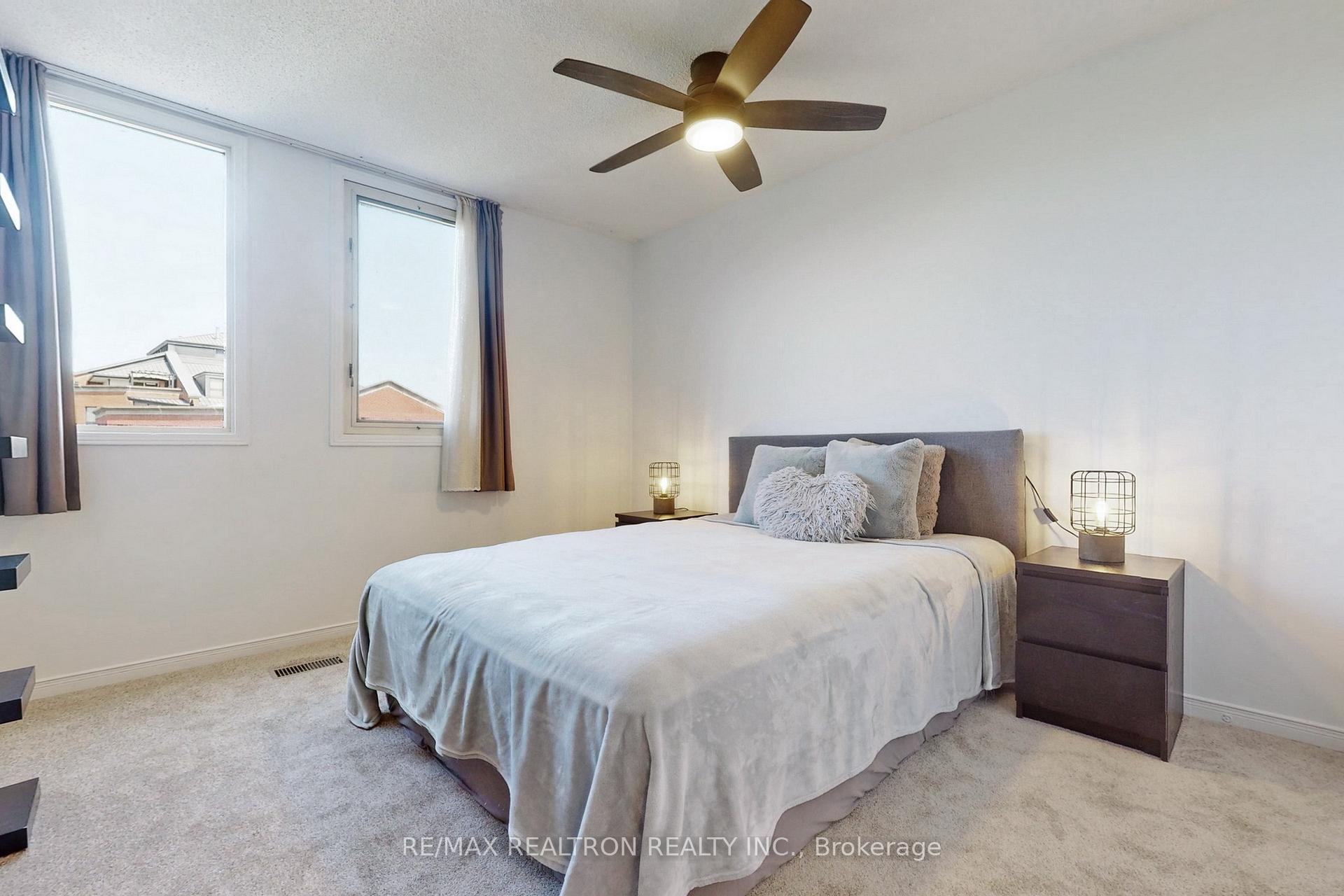 Photo 26 of Unit 4, 100 Arbors Lane, Vaughan, West Woodbridge — HOMEH