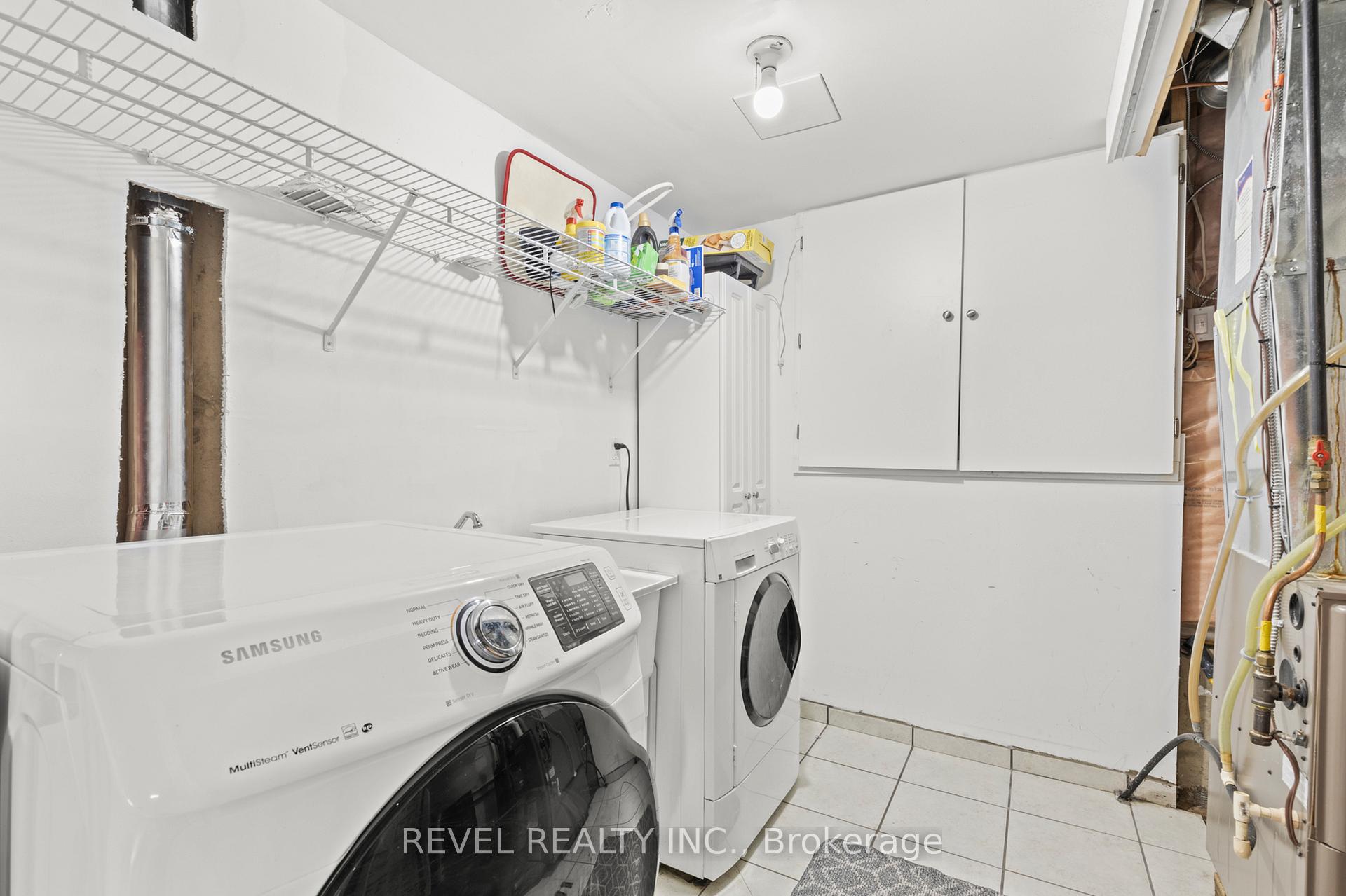 Photo 4 of 22 Fairhaven Drive, Hamilton, Stoney Creek Mountain — HOMEH