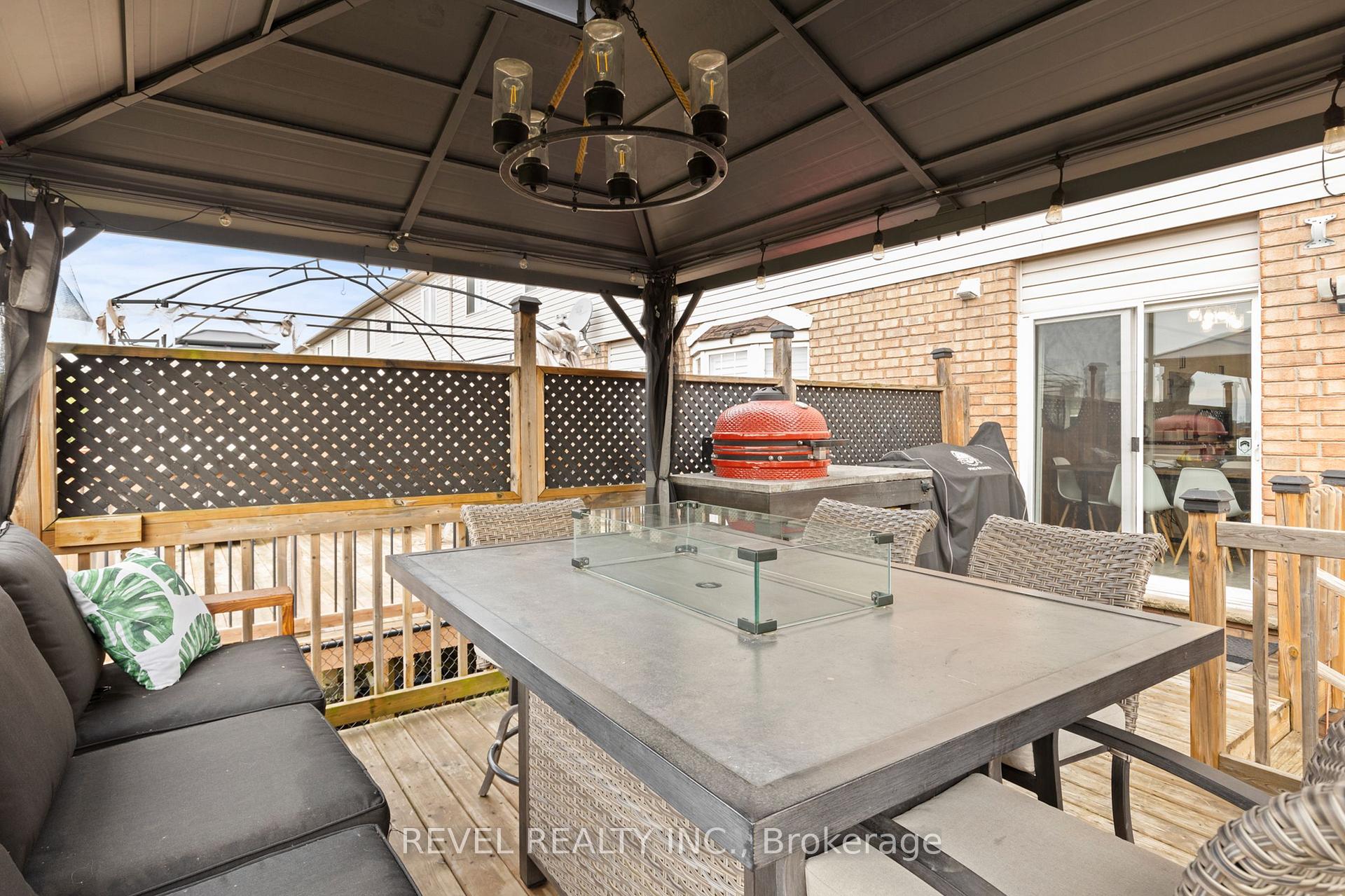 Photo 6 of 22 Fairhaven Drive, Hamilton, Stoney Creek Mountain — HOMEH