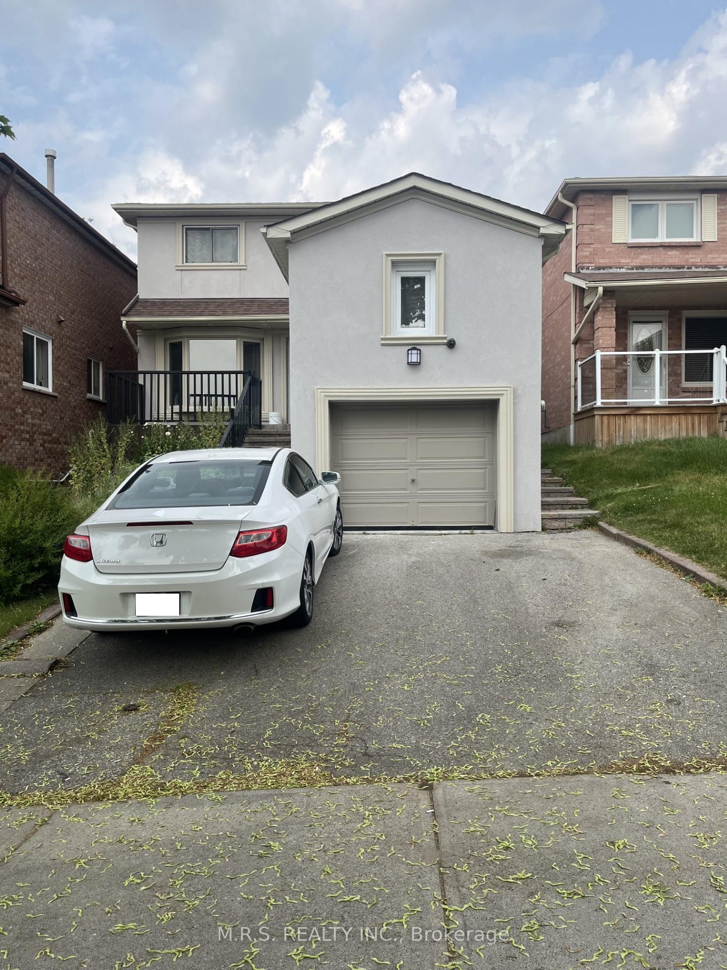 Front of Unit Bsmnt, 39 Palmer Drive