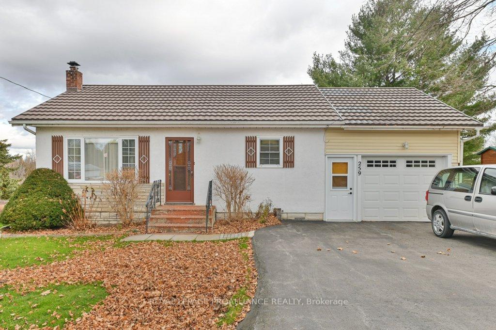 Photo 3 of 259 Henry Street, Stirling-Rawdon, Stirling Ward — HOMEH