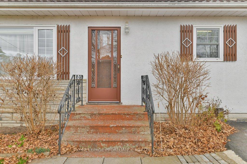 Photo 5 of 259 Henry Street, Stirling-Rawdon, Stirling Ward — HOMEH