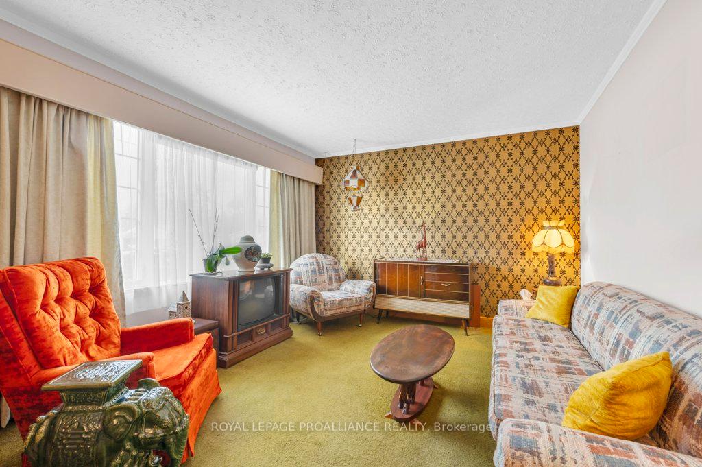 Photo 6 of 259 Henry Street, Stirling-Rawdon, Stirling Ward — HOMEH