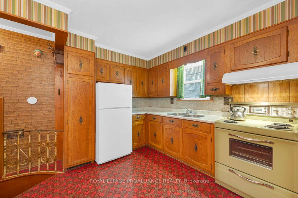 Photo 11 of 259 Henry Street, Stirling-Rawdon, Stirling Ward — HOMEH