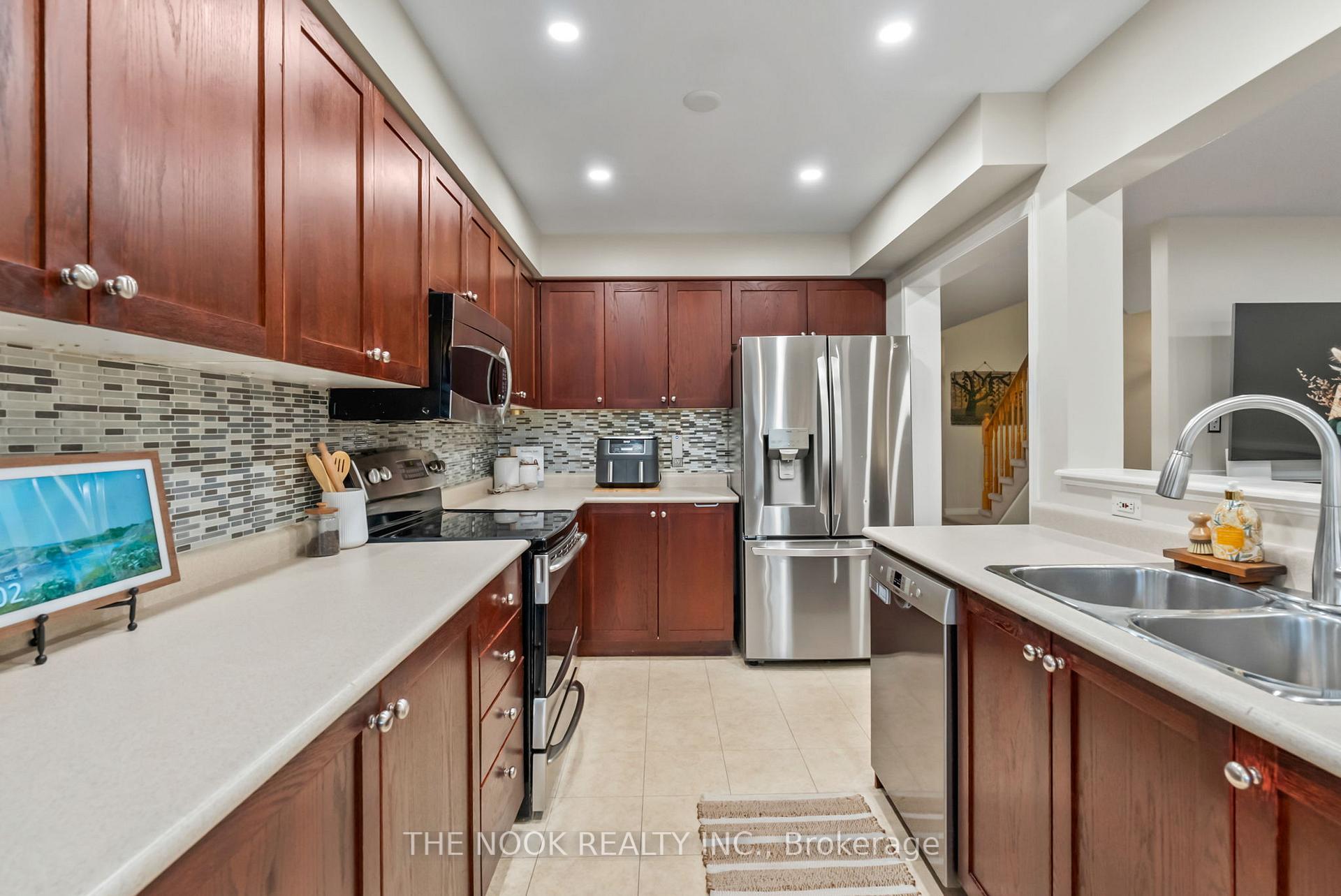 Photo 15 of 187 High Street, Clarington, Bowmanville — HOMEH