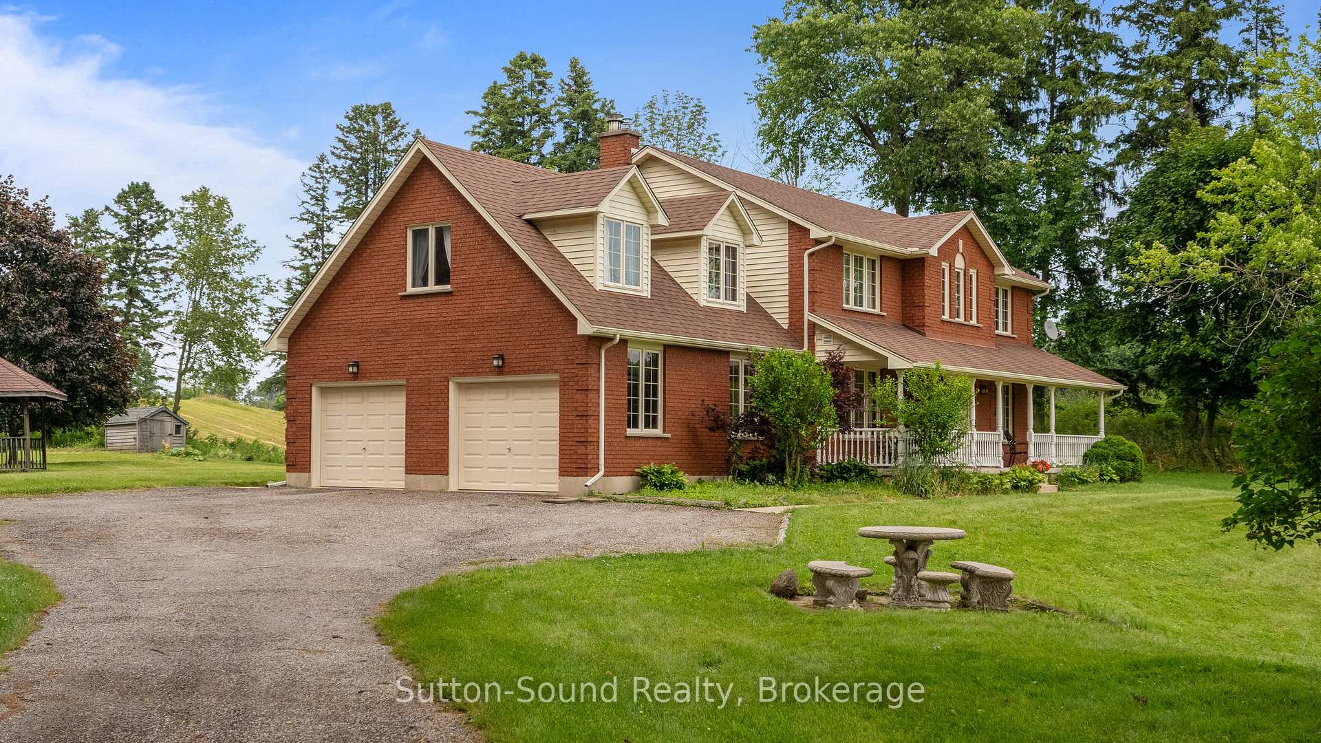Photo 3 of 373 Scenic Drive, Brant, South Dumfries — HOMEH