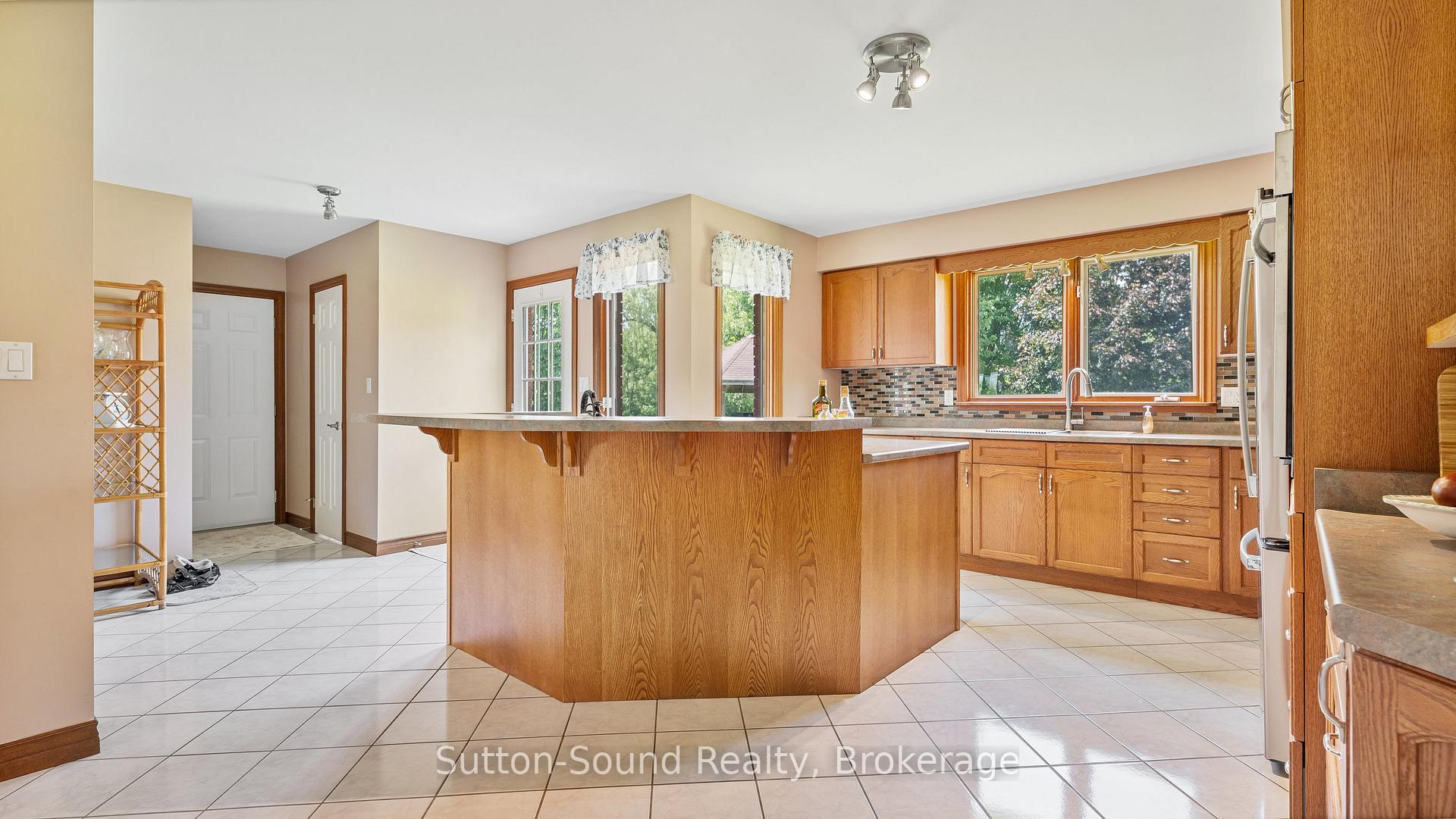 Photo 13 of 373 Scenic Drive, Brant, South Dumfries — HOMEH