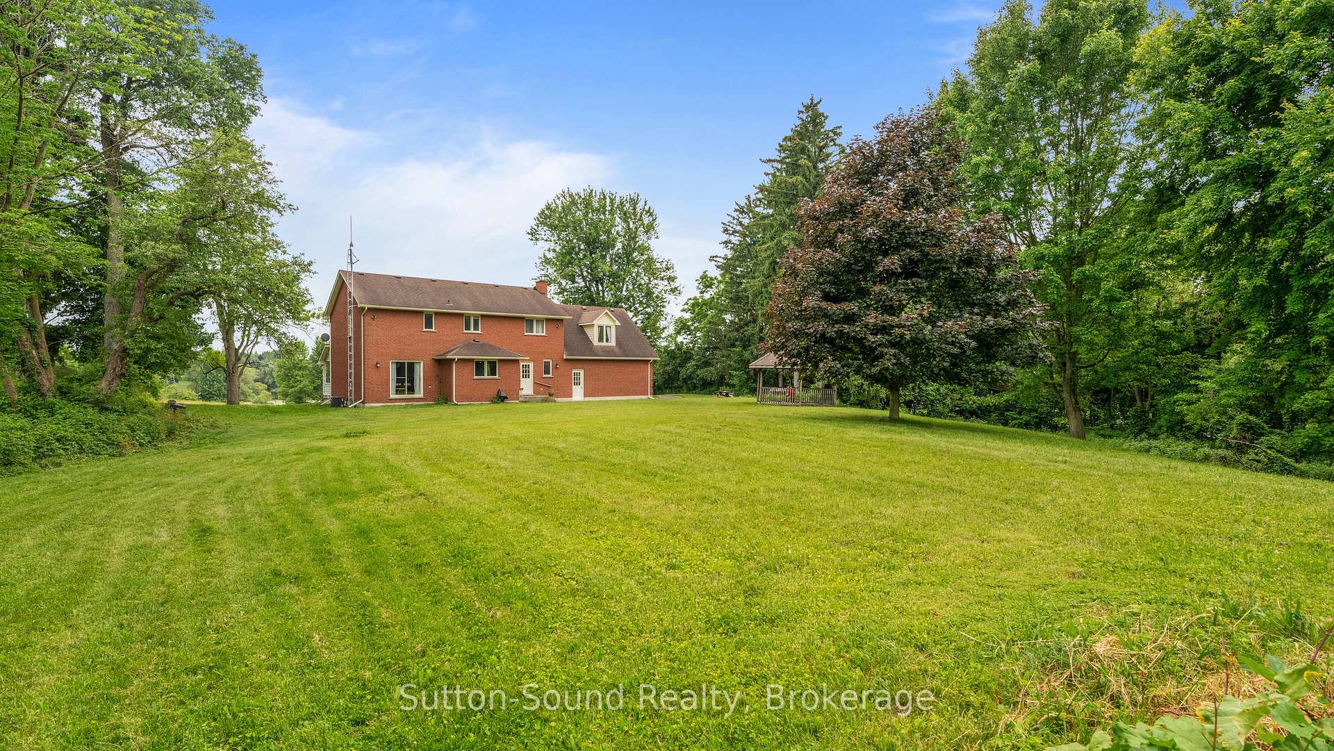 Photo 30 of 373 Scenic Drive, Brant, South Dumfries — HOMEH