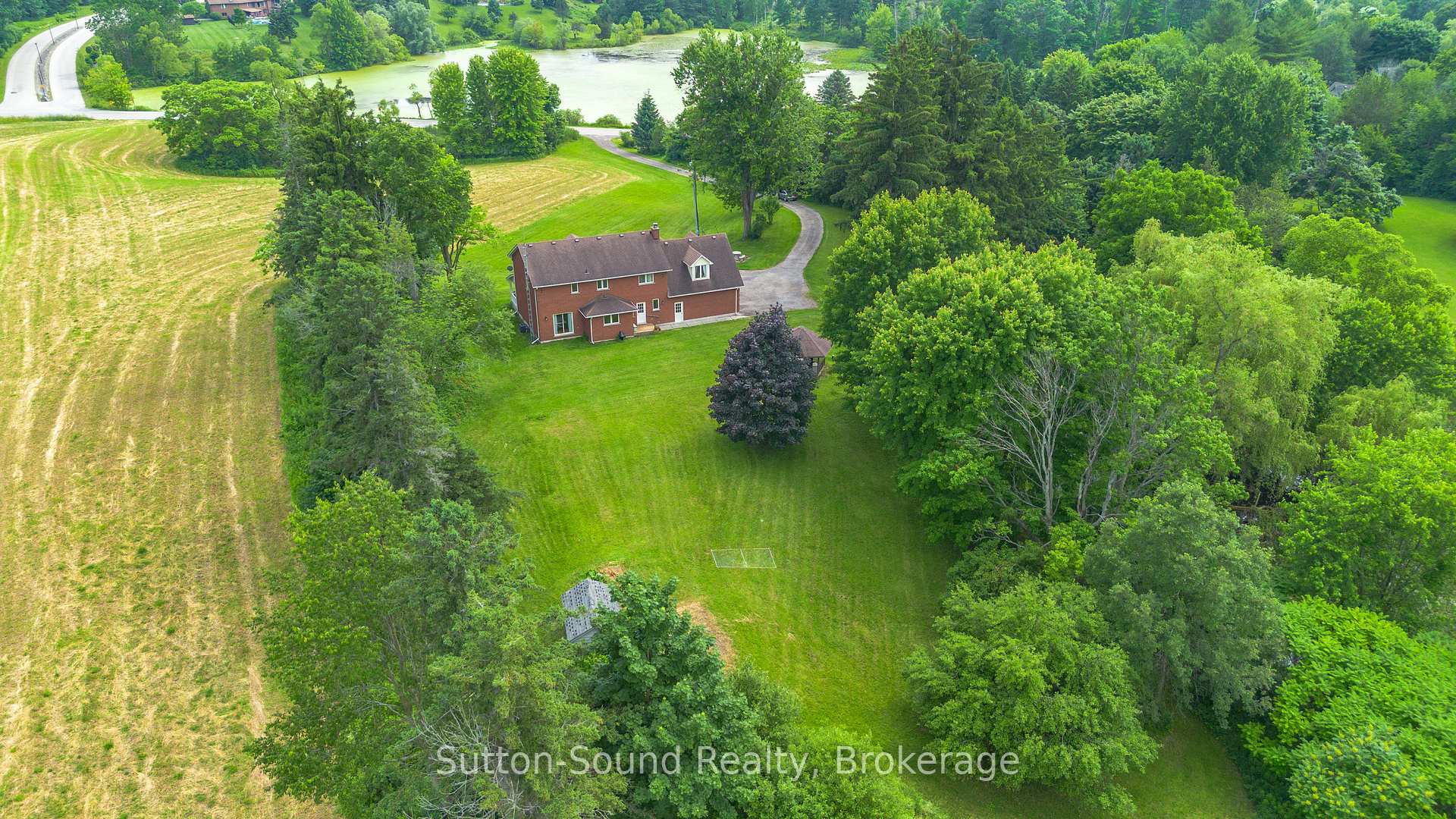 Photo 32 of 373 Scenic Drive, Brant, South Dumfries — HOMEH