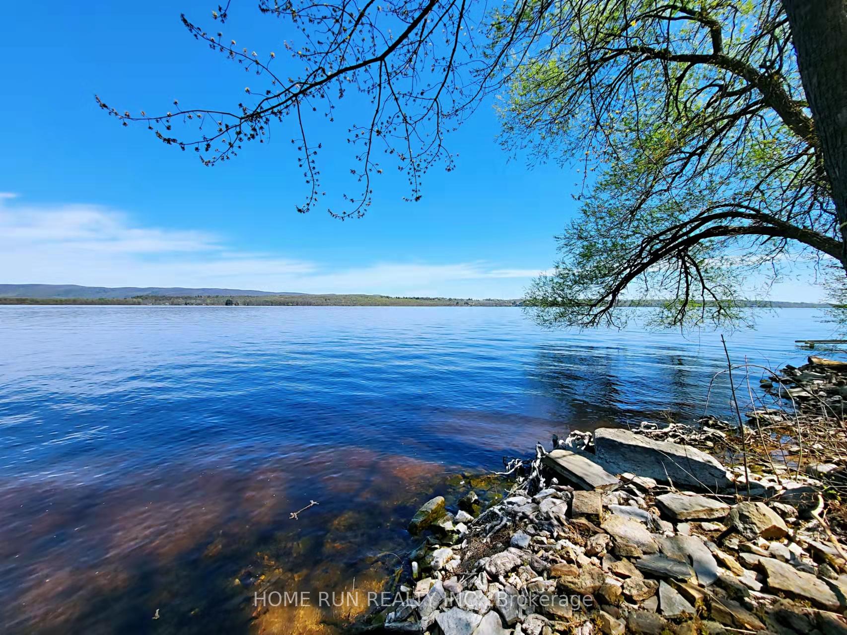Photo 19 of 2840 Barlow Crescent, Ottawa, Dunrobin Shores — HOMEH
