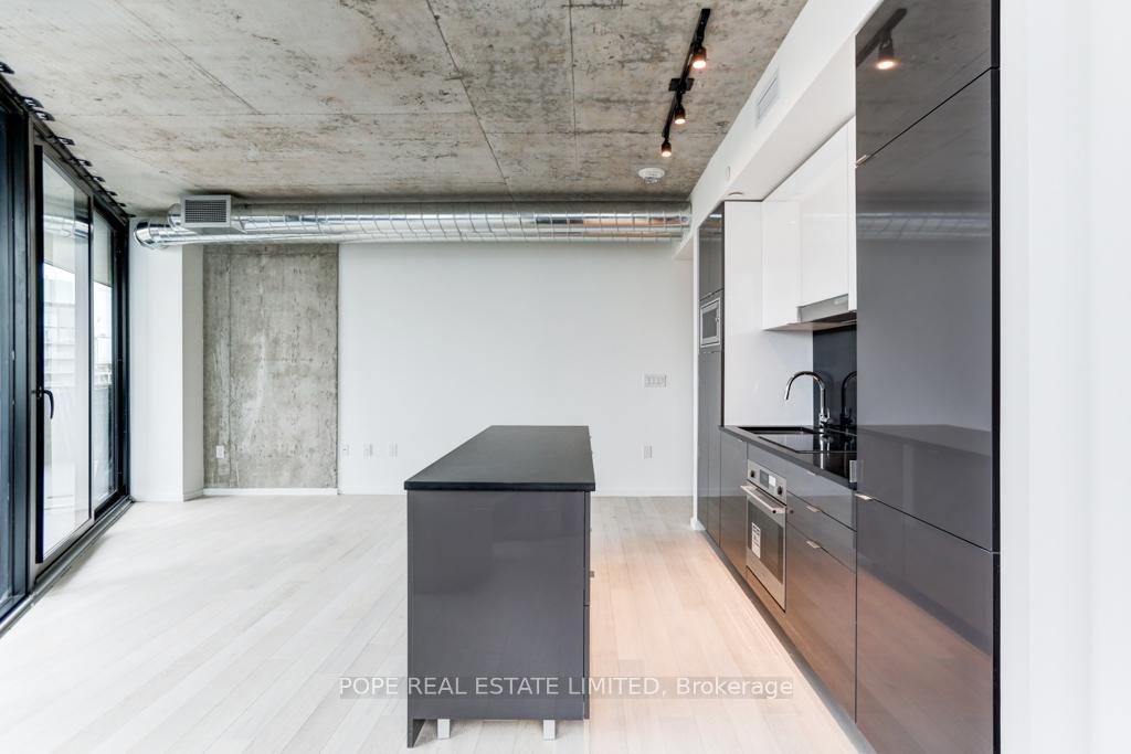 Photo 8 of Unit 811, 21 Lawren Harris Square, Toronto, Waterfront Communities — HOMEH