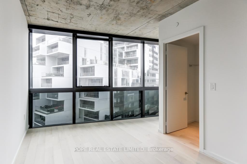 Photo 9 of Unit 811, 21 Lawren Harris Square, Toronto, Waterfront Communities — HOMEH