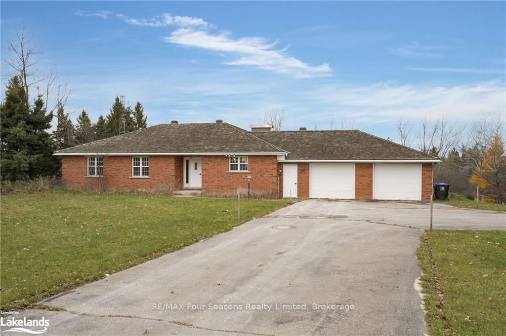 Photo 3 of 7598 6/7 Sideroad Nottawasaga, Clearview, Rural Clearview — HOMEH