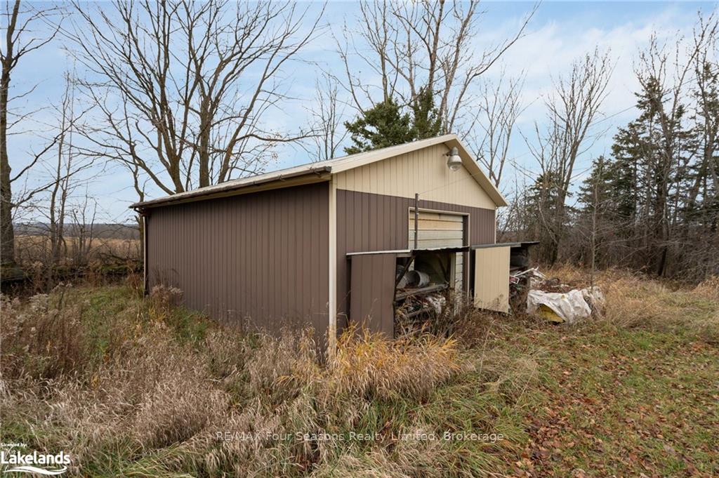 Photo 19 of 7598 6/7 Sideroad Nottawasaga, Clearview, Rural Clearview — HOMEH