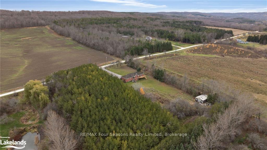 Photo 24 of 7598 6/7 Sideroad Nottawasaga, Clearview, Rural Clearview — HOMEH